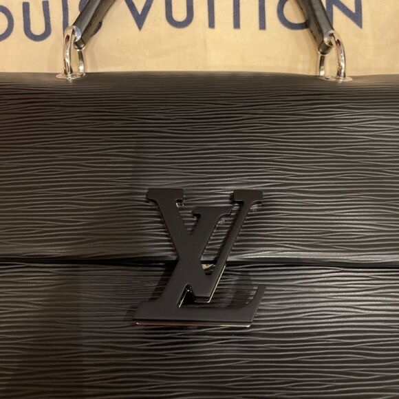Louis Vuitton Grenelle PM - Picture 3 of 6
